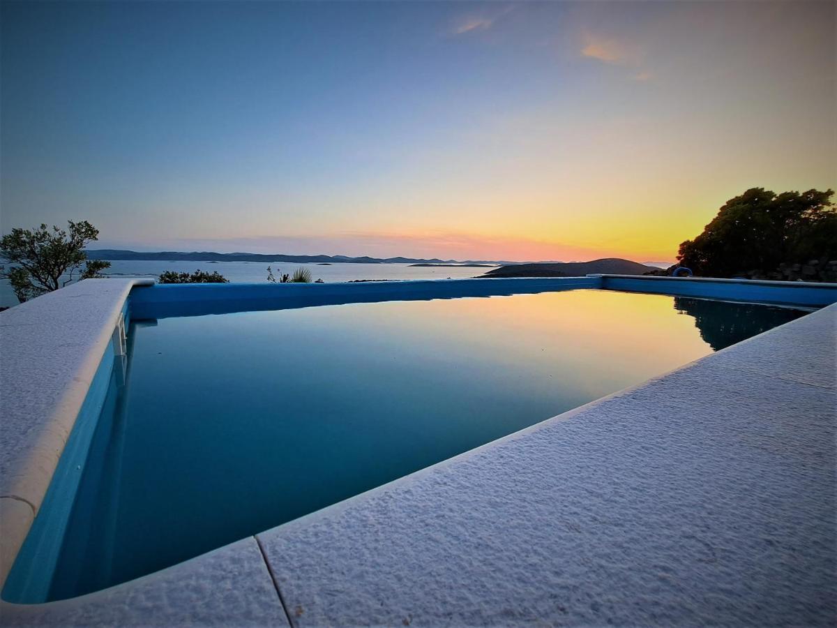 Villa Robinson Ткон Экстерьер фото